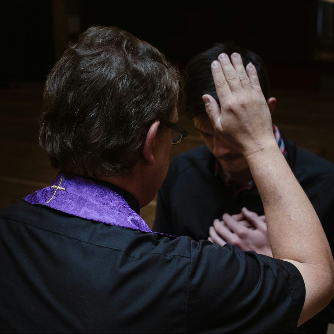 Confesión, sacerdote, sacramento,