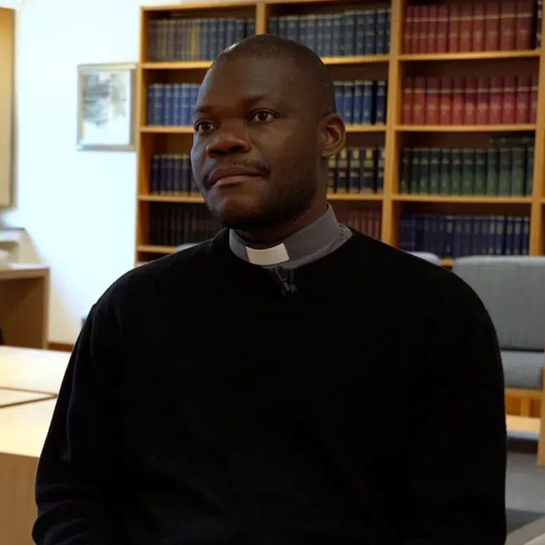 En una comunidad que pasaba meses sin Misa, Dios le llamó para ayudar como sacerdote en su viña