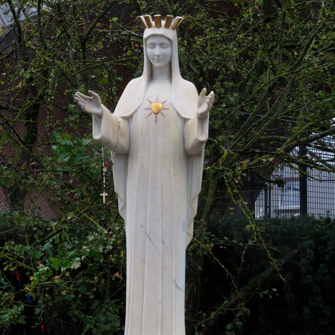"Oren, oren mucho", la aparición reconocida de la Virgen del Corazón de Oro