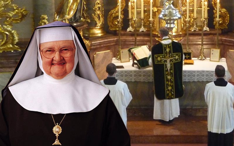 El amor de Madre Angélica por la Santa Misa en Latín