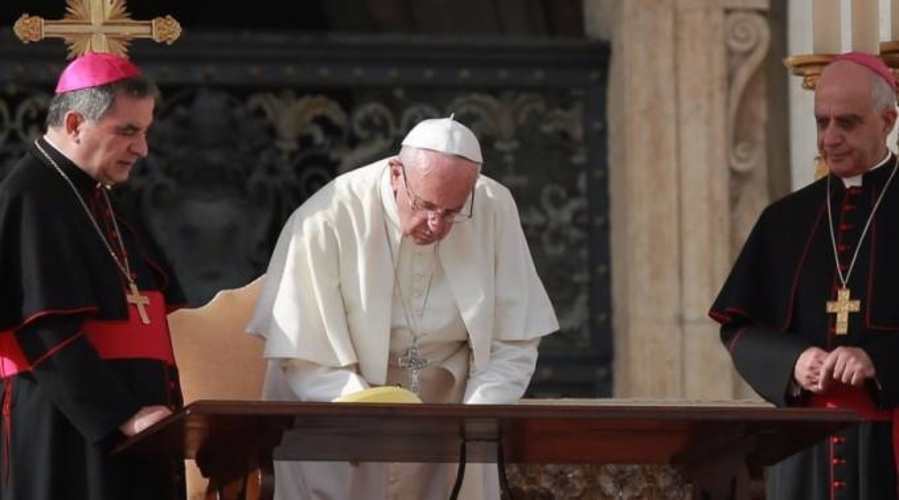 Las 6 decisiones más importantes del Papa Francisco en “Misericordia et misera”