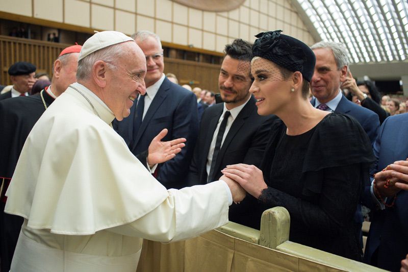 Katy Perry asegura que regresó a Dios… ¡tras conocer al Papa Francisco!
