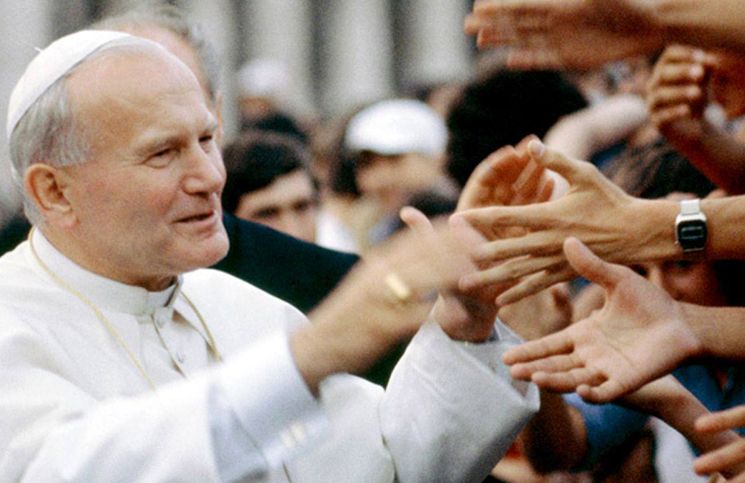 3 anécdotas para recordar a  San Juan Pablo II