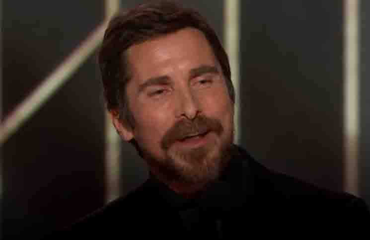 Christian Bale agradece Globo de Oro a Satanás y así reacciona este sacerdote