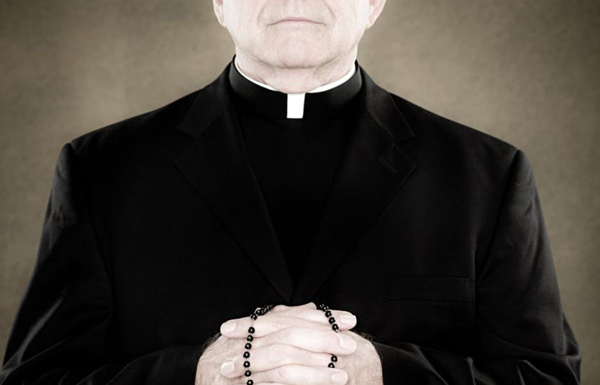 ¿Los sacerdotes son perfectos? El Padre Adolfo responde