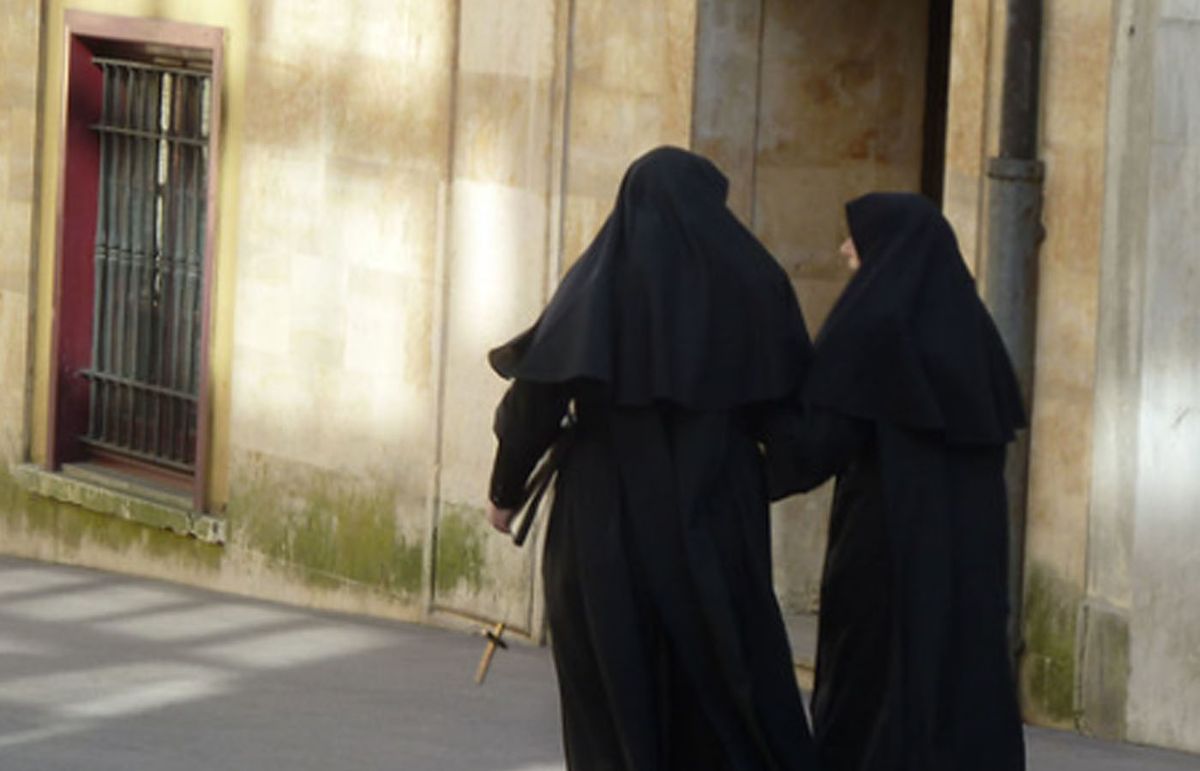 Religiosa es rechazada por casa de reposo en Francia debido a su hábito