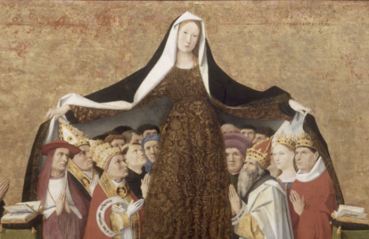 Ponte bajo la protección del manto de la Virgen con esta oración a María Reina