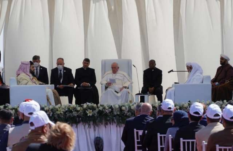 Papa en Irak: "No podemos quedarnos callados cuando el terrorismo abusa de la religión"