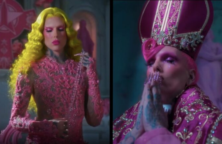 YouTuber Jeffree Star se burla de la fe católica con su blasfema línea cosmética "Pink Religion"