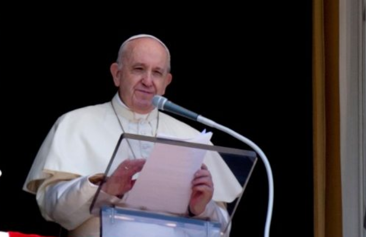 La oración corta que el Papa Francisco reza en Adviento