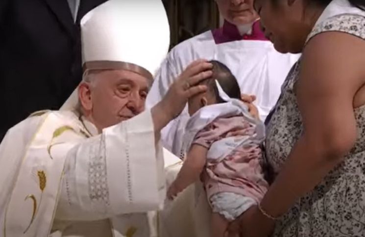 [Video] La conmovedora bendición del Papa Francisco que emocionó los fieles