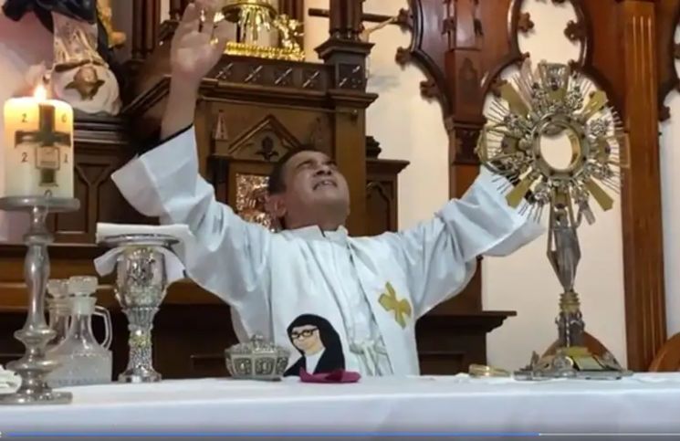 Nicaragua: Obispo y sacerdotes secuestrados en iglesia se quedan sin comida