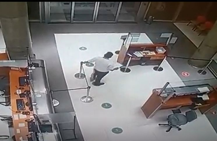 La respuesta de un sacerdote al video viral de un supuesto fantasma en un hospital