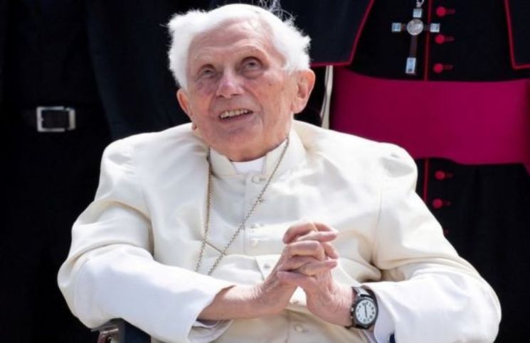 La Santa Sede comunica el estado de salud de Benedicto XVI