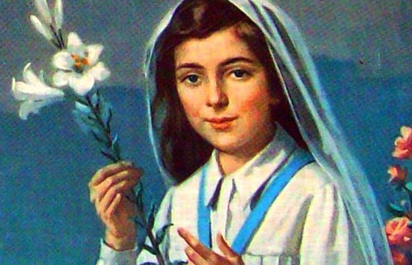 Estas son 5 lecciones que esta niña nos da para crecer en santidad