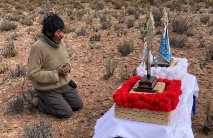 Peregrinación a domicilio: La hermosa historia de fe detrás de esta imagen que se hizo viral