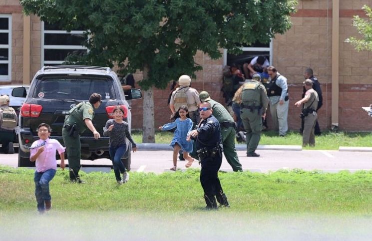 ¿Estaba poseído el tirador de la escuela de Texas? Exorcista responde